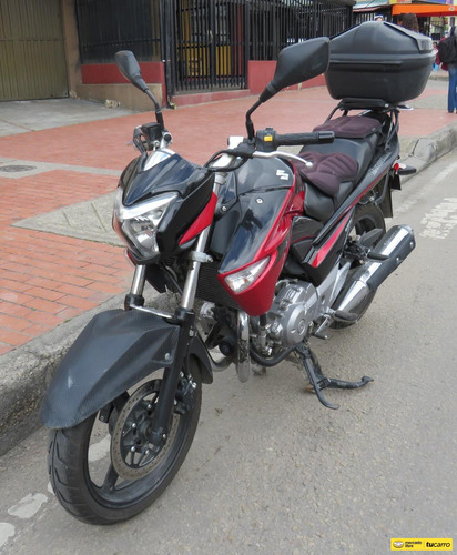 Suzuki Inazuma 250