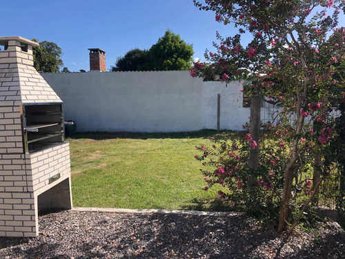 Hermosa Casa En Lago Merín Con Piscina