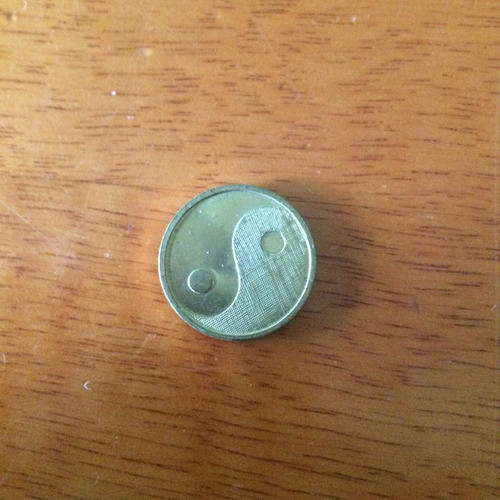 Moneda China Yin Y Yang Coleccionable (Usado)