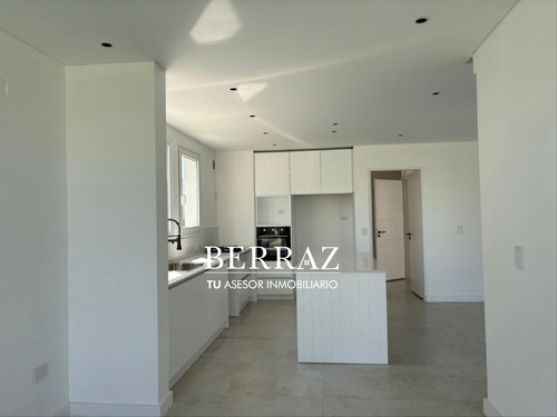Casa Venta 4 Dormitorios Barrio Carpinchos Lote De 553 M2 Nordelta