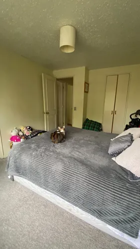 Excelente Departamento, En El Tradicional Barrio Residencial