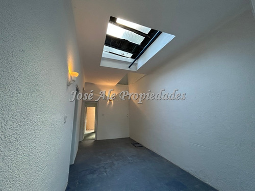 En Alquiler Local Comercial Céntrico Colonia Del Sacramento