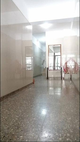 Imagen 8 de 10 de Se Vende Monoambiente Zona Centro