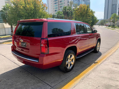 Chevrolet Suburban 5.3 Ltz V8 4wd 2da Cubo At 2015