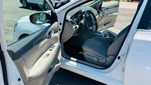 Nissan Sentra 1.8 Advance At