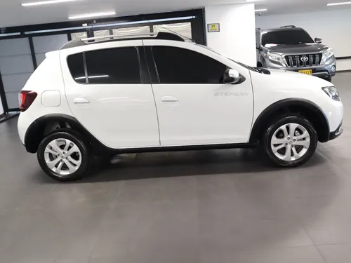 Renault Stepway 1.6 ZEN MECANICA