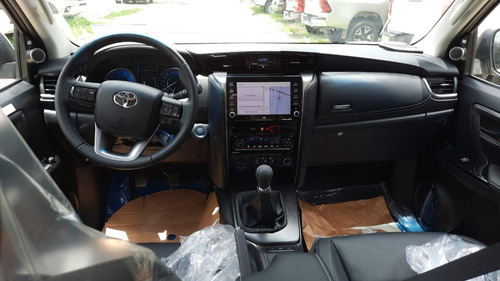 Toyota Sw4 Srx 2021 Manual De 6 Velocidades