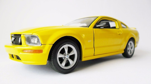 Ford Mustang Gt  2005 1/24 By Welly