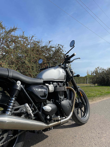 Imagen 8 de 12 de Triumph Street Twin