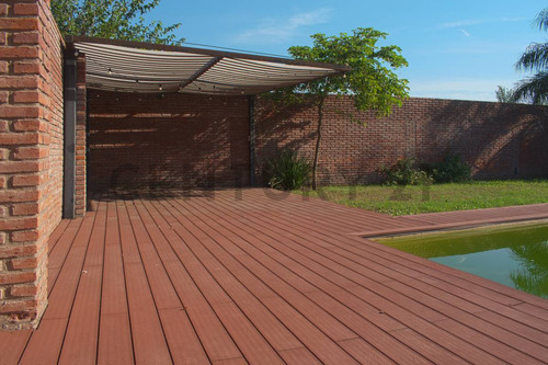 Casa En Venta Funes
