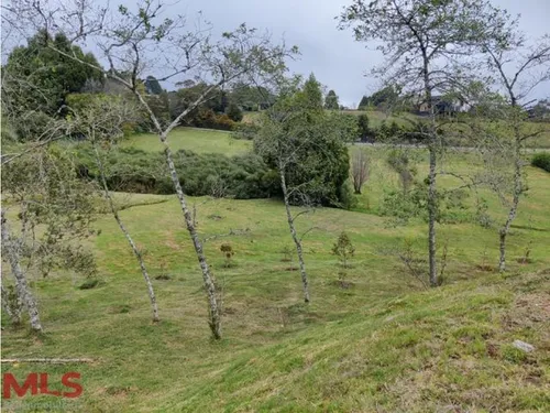 Hermoso Lote En Lindisima Parcelacion.(mls#239089)