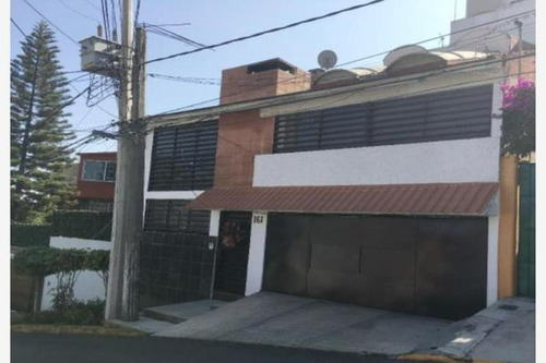 Casa En Remate Bancario Cercana Al Metro Tacubaya.