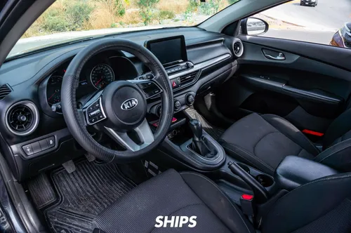 Kia Forte 2.0 L 4 p Mt