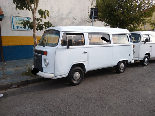 Volkswagen Kombi 2012 1.4 Total Flex 3p