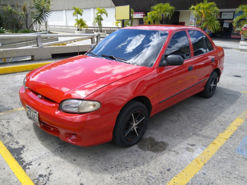 Imagen 1 de 14 de Hyundai Accent