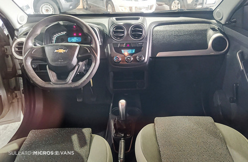 Imagem 8 de 15 de Chevrolet Montana Ls 1.4 2019 Baixa Km Completa
