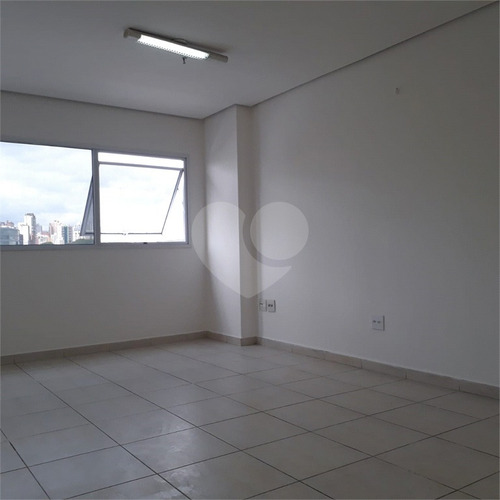 Imagem 10 de 21 de Venda Ou Aluga Sala Comercial 30 M³ Com Ponto Para Ar-condicionado E 1 Vaga De Garagem - Barra Funda - Reo369460