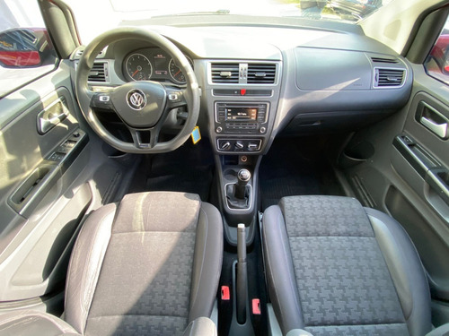 Imagen 12 de 15 de Volkswagen Suran 1.6 Msi Trendline 2016 M/t C/gnc 46655831