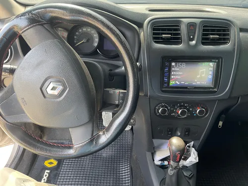 Renault Logan 1.6 Life
