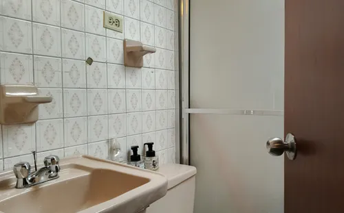 Comercial (casa Para Comercio) En Arriendo/venta En Rosales. Cod A10260135
