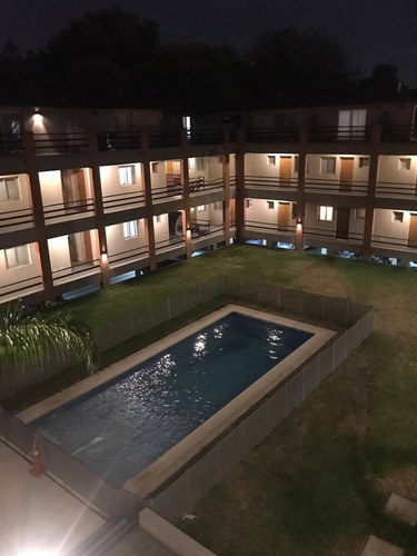 Imagen 6 de 9 de Departamento En Venta Complejo Las Cañitas Km 54.5- En Pilar, G.b.a. Zona Norte