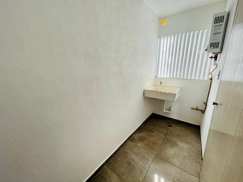 Departamento En Venta En Veracruz, Col. Centro, Ver.