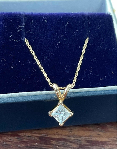 Gargantilla En Oro 14k Con Certificado De Diamante Genuino (Usado)