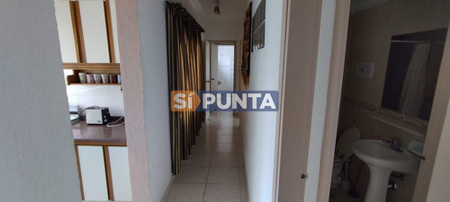 Imagen 17 de 19 de Apartamento Frente A Plaza México De 3 Dormitorios En Venta - Venta Anual
