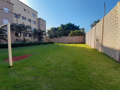 Imagem 3 de 10 de Apartamentos - Ref: V878