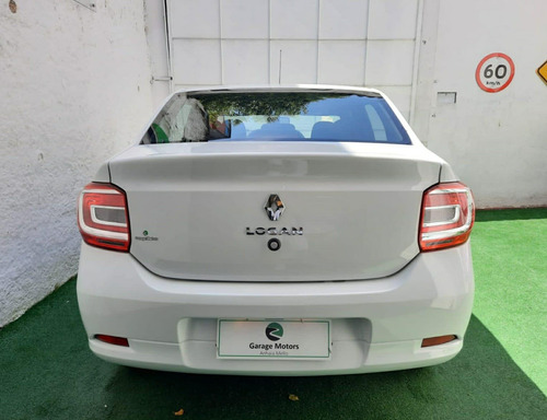 Imagem 4 de 13 de Renault Logan Logan Life Flex 1.0 12v 4p Mec. Flex Manual