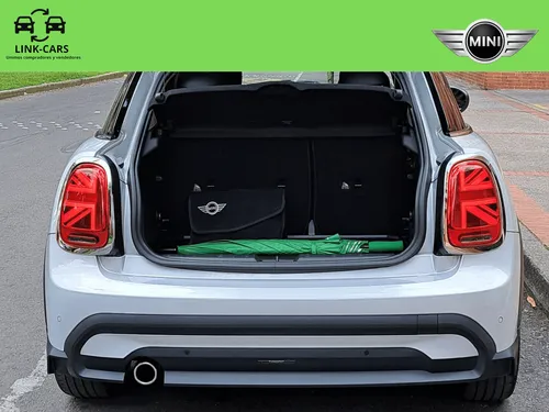 Mini Cooper 1.5 Clásico 5p.
