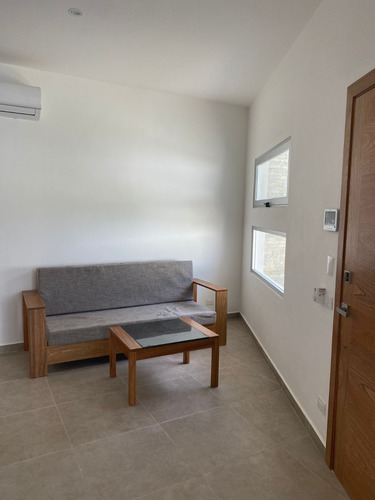 ¡oportunidad Única En Venta! Villa Moderna A 600 Metros De La Playa Las Ballenas (las Terrenas)