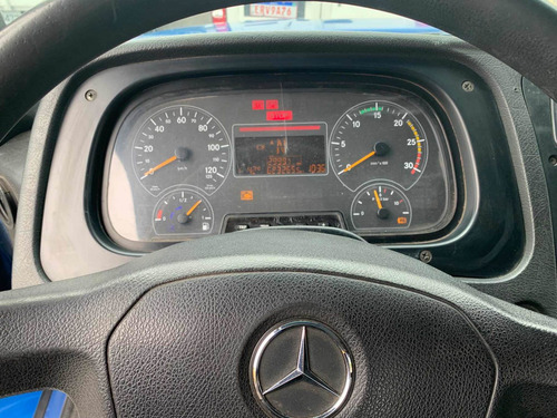 Imagem 10 de 14 de Mercedes Benz Atron 2324