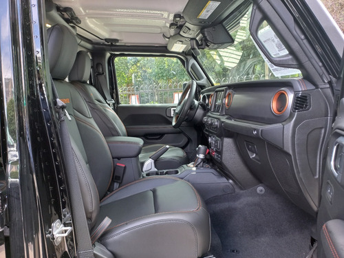 Imagen 7 de 13 de Jeep Jt Mojave 2021