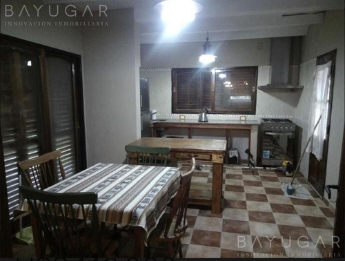 Imagen 3 de 11 de Venta - Cómoda Casa En Country Club El Jagüel - Bayugar Negocios Inmobiliarios