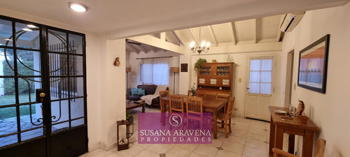 Casa En Venta En De Vicenzo Chico, Del Viso, Pilar