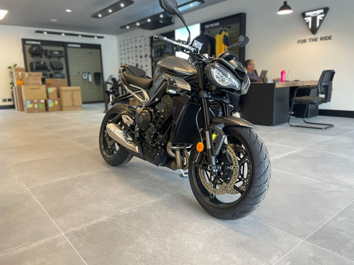 Triumph Street Triple 765 R 2023/2024