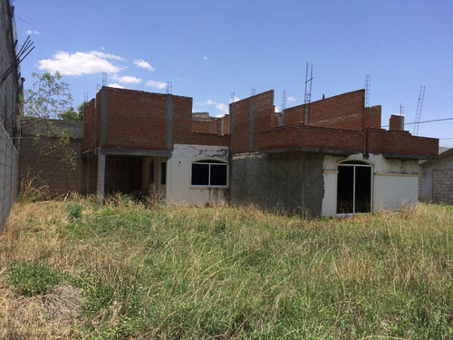 Imagen 7 de 11 de Vendo Terreno En Esquina De San Cayetano Con Construcción