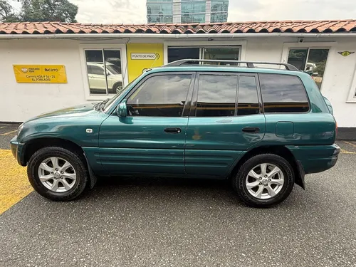 Toyota RAV4 2.4l