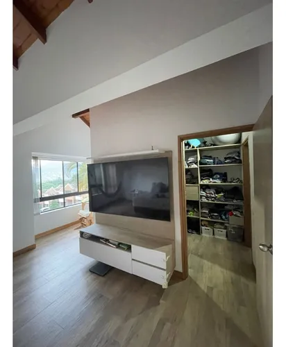 Venta De Casa En El Poblado Los Gonzalez
