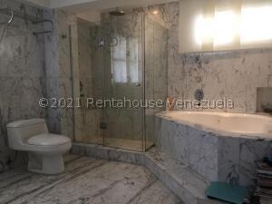 Imagen 7 de 14 de #21-22107 Bella Casa En Prados Del Este
