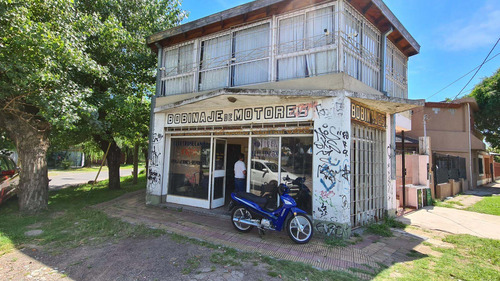 Imagen 1 de 3 de Local En Venta En Castelar Norte . Ideal Inversor
