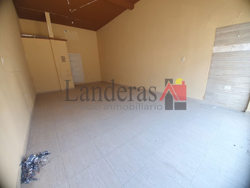 Imagen 3 de 7 de Local Comercial A Pasitos De Peatonal