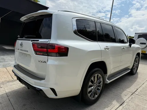 Toyota Lc300 Sahara Vxr 2024 Diese