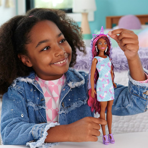 Barbie Fun & Fancy Muñeca Cabello Rosa Ondulado Mattel