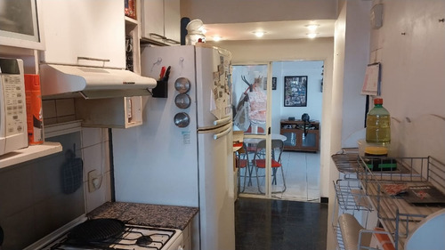 Edificio 74. 4 Ambientes Con Cochera