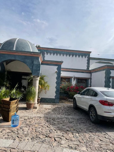 Casa En Venta En Carretera A Huimilpan, Queretaro.