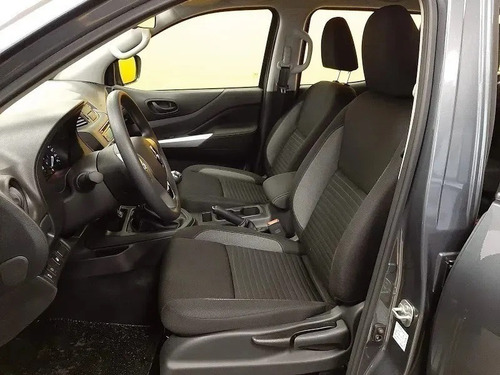 Imagen 8 de 19 de Renault Alaskan 2.3 16v Emotion Mt 4x2 Entrega Inmediata W