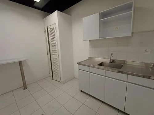 Local En Arriendo/venta En Chico Norte Ii. Cod V1087033