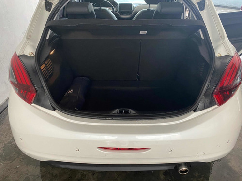 Peugeot 208 1.6 Feline 2017